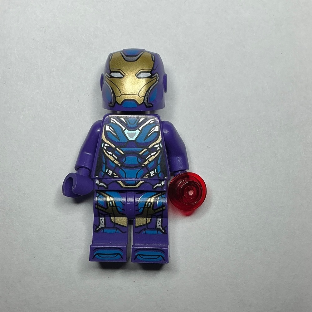 Lego Marvel Super Heroes Rescue Pepper Potts Dark Purple Armor Minifigure